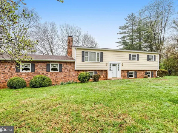 16504 Waterfall Rd, Haymarket, VA 20169