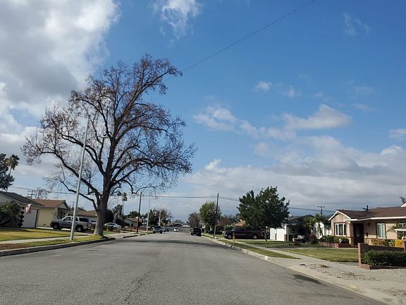 5th image of 1233 W Randall Way