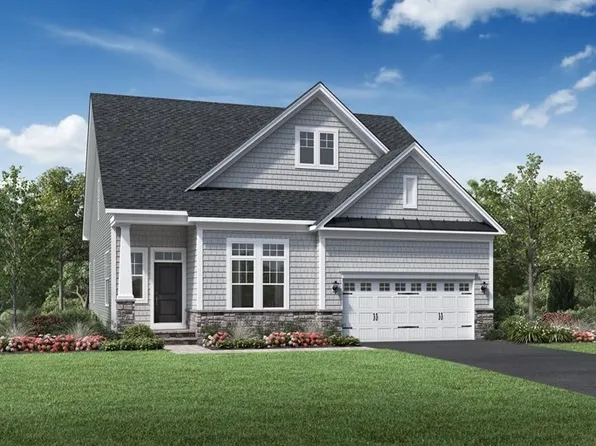 33 Barnes Blvd #10, Hudson, MA 01749