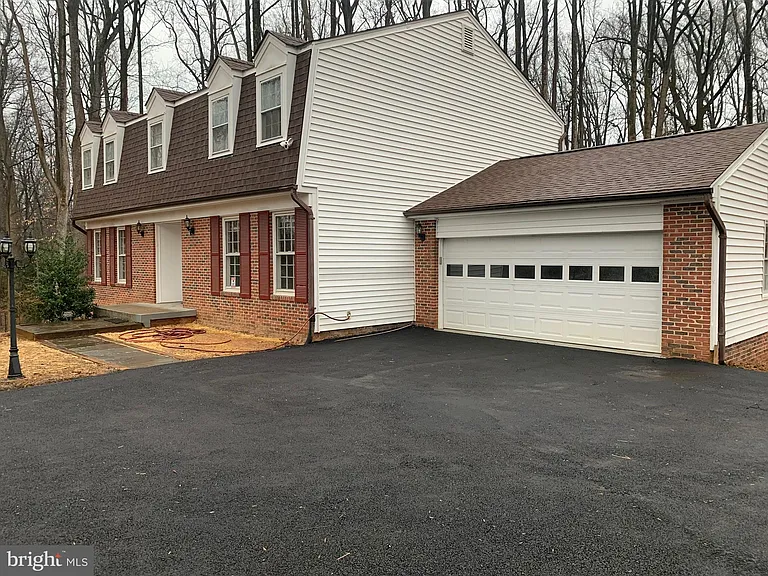 805 Balls Hill Rd — Photo 1