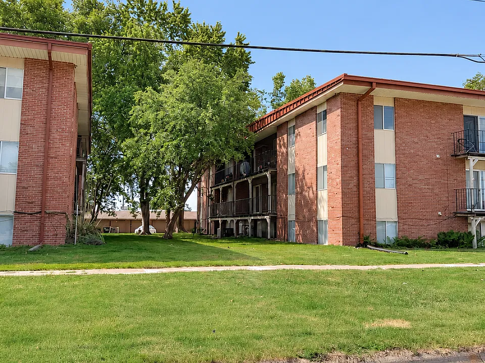 Riverside Apartments