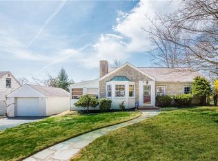 61 7th St, Edison, NJ 08837