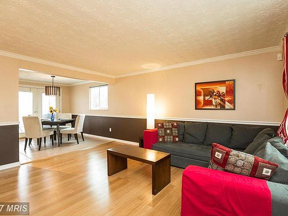 Comfortable Living Room with Chair Rail