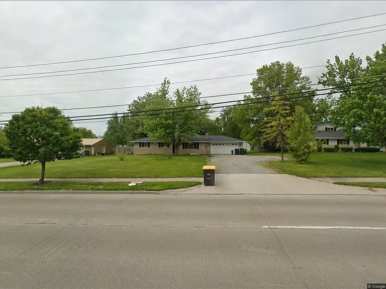 E Tillman Rd — Photo 1