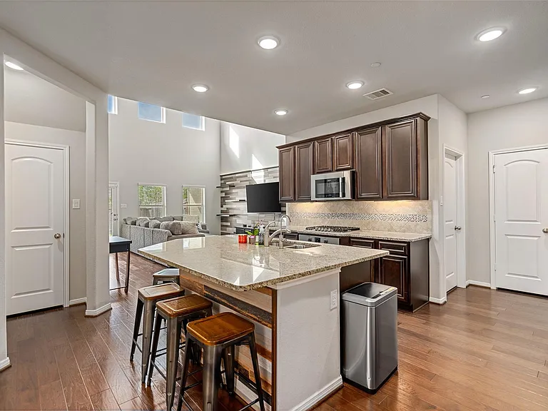 15323 Westland Gate Dr — Photo 6