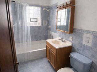 6221 W Wabansia Ave #2, Chicago, IL 60639