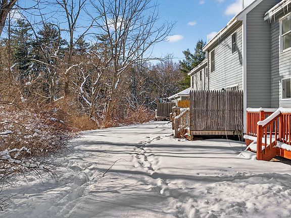 4th image of 103 Northwood Drive #103