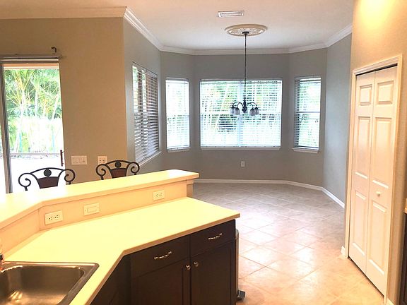 4th image of 9834 Casa Mar Cir