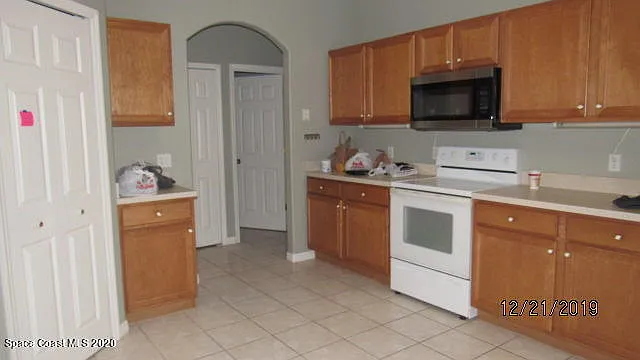4281 Caparosa Cir — Photo 6