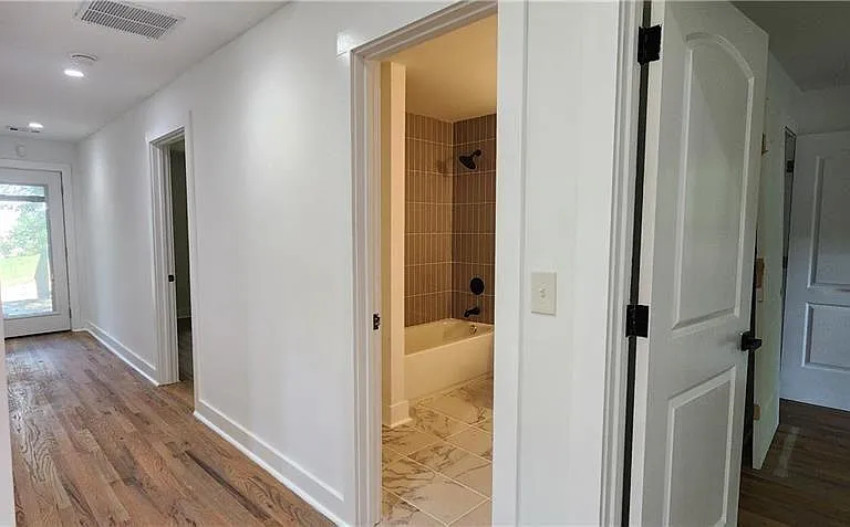 273 Wadley St NW — Photo 4