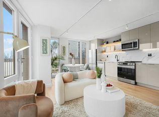 16 West St #516, Brooklyn, NY 11222