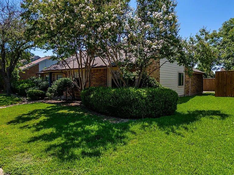 1320 Clearview Dr — Photo 32