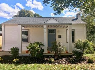 425 W Moore Ave, Mooresville, NC 28115