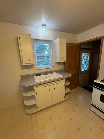 803 9th Ave NE #801 — Photo 4