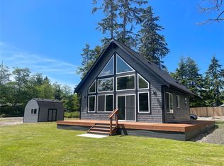 322 Fathom St NE, Ocean Shores, WA