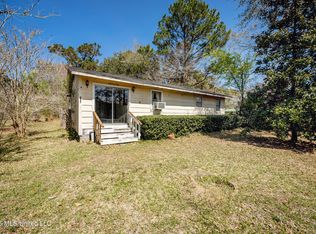 14804 Parker Rd, Biloxi, MS 39532