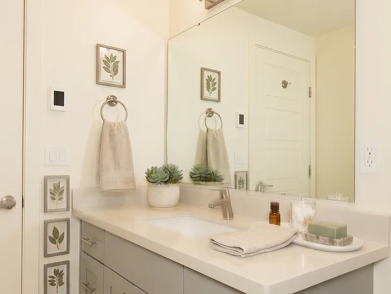 2237 Apartments - Located in the Heart of Ballard — Photo 9