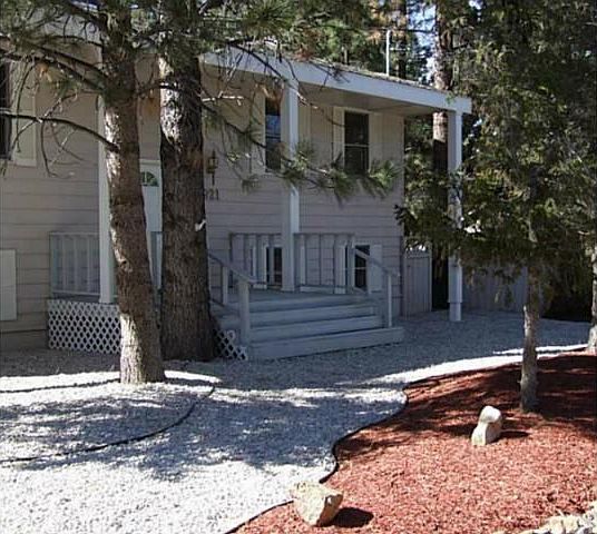 1st image of 1021 Ash Ln