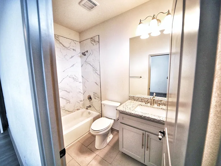 3001 McCart Ave — Photo 5