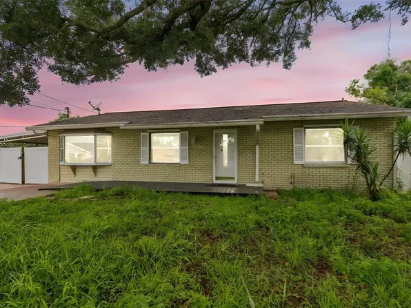 38621 NORTH AVENUE, ZEPHYRHILLS, FL 33542