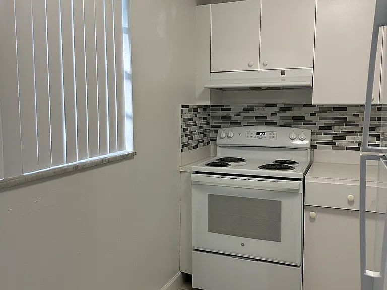 6195 W 18th Ave #G221 — Photo 1