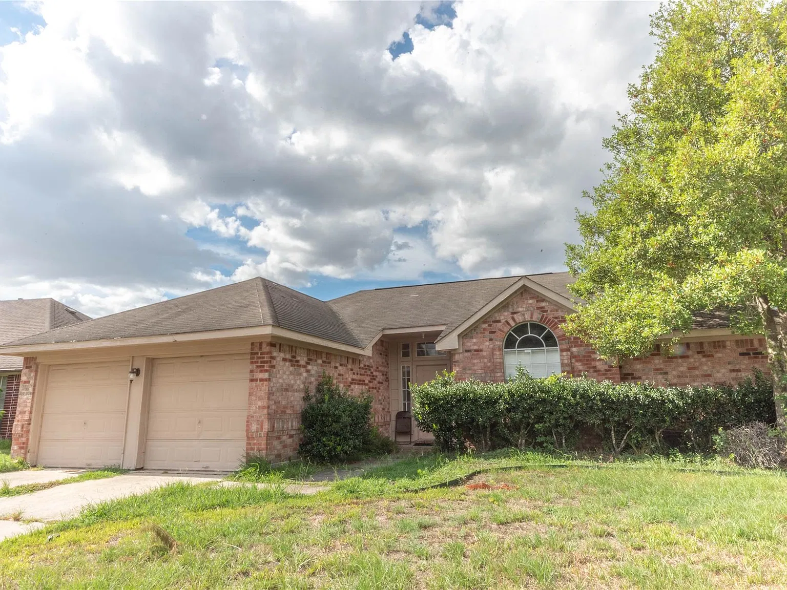 3 bed, 2.0 bath, 1442 sqft, $1,800 — Photo 3