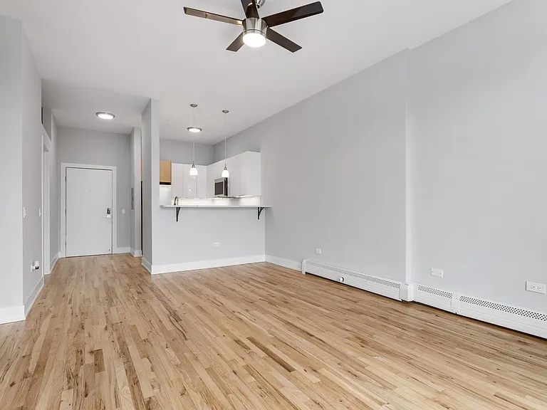 1625 W Howard St — Photo 25