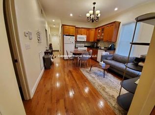 20 Surrey St #2L, Cambridge, MA 02138