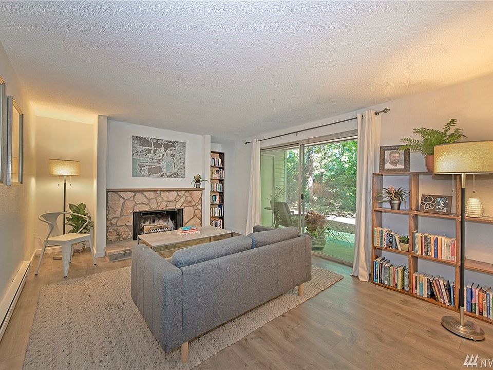 1st image of 4629 W Lake Sammamish Pkwy SE APT H105