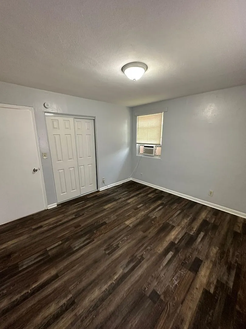 2020 Palafox St. — Photo 3