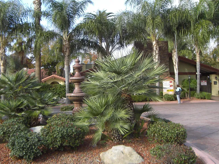 2881 E Huntington Blvd #234 — Photo 3
