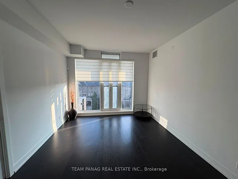 215 Veterans Dr #401 — Photo 3