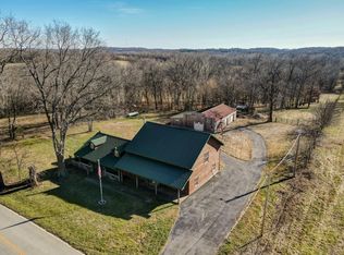 13498 W Farm Road 44, Ash Grove, MO 65604