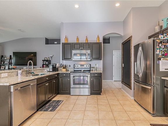 2nd image of 4451 Havelocke Dr