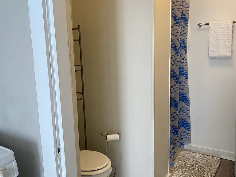 Bathroom with Walk-in Shower