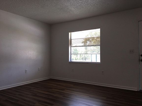 4th image of 8603 N 12th St #B