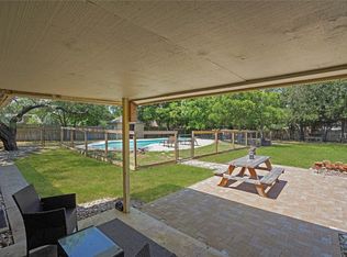 205 Willowood Dr, Burleson, TX 76028