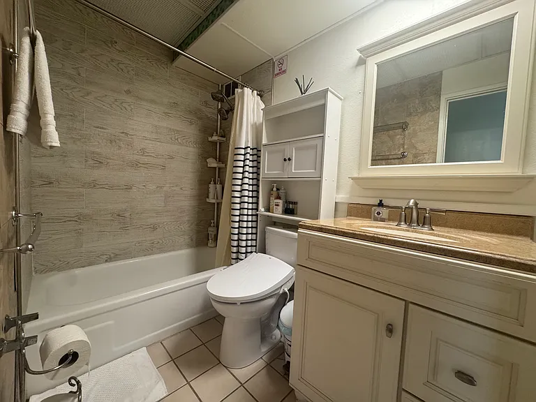 1807-475 Atkinson Dr #1807 — Photo 2