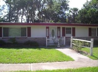729 SE Country Club Rd, Lake City, FL 32025