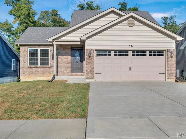 56 Huntleigh Park Ct, Wentzville, MO 63385