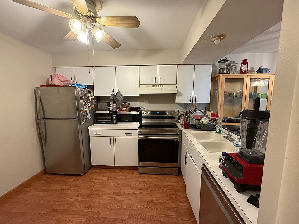 Kitchen_view1