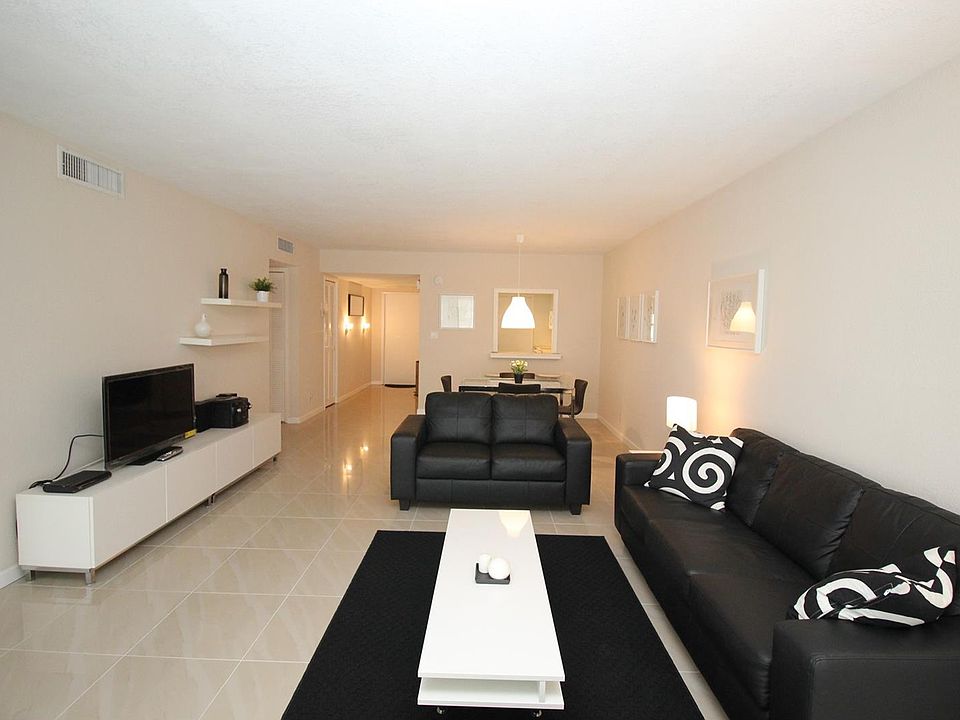 1st image of 3051 S Palm Aire Dr APT 103