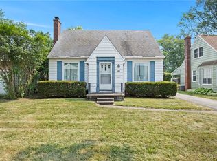 199 Woodridge Ave, Cheektowaga, NY 14225