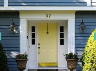 37 Chimney Ash Farm Rd, Basking Ridge, NJ 07920