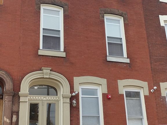 5th image of 1926 W Girard Ave #1R