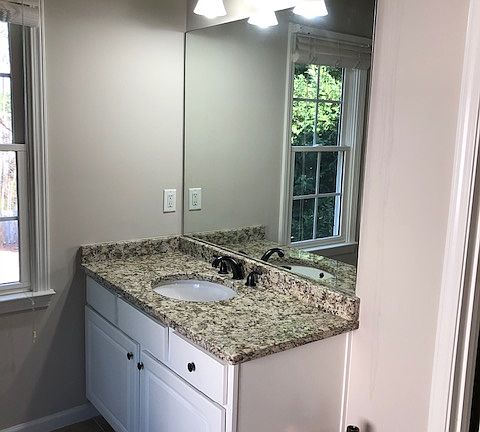 3rd image of 1751 Hillside Bend Xing