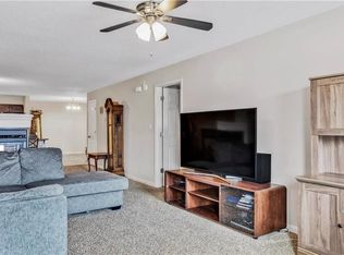 12722 E 48th St S, Independence, MO 64055