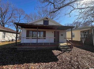 816 N 11th St, Murphysboro, IL 62966