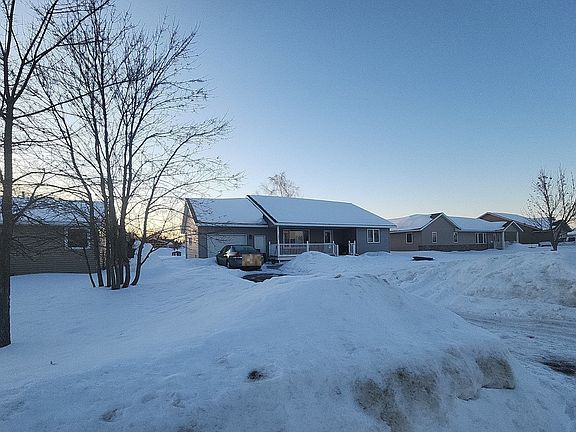 5th image of 1025 7th St SW