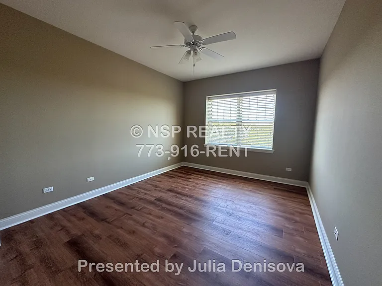 2-420 Itasca Pl #322 — Photo 10